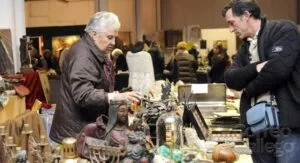Feria de Antigüedades, Artesanía y Coches Clásicos de A Estrada