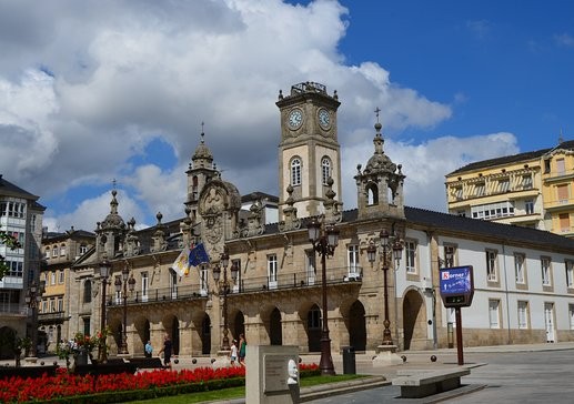 Plaza Mayor y Ayuntamiento de Lugo