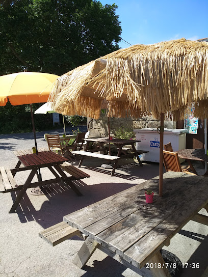 Albergue Casa Cruceiro de Ferreiros - portada