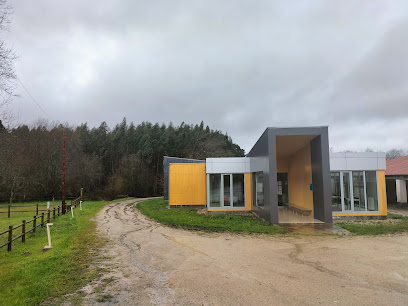 Albergue de Peregrinos «Telleira de Baiuca» - portada