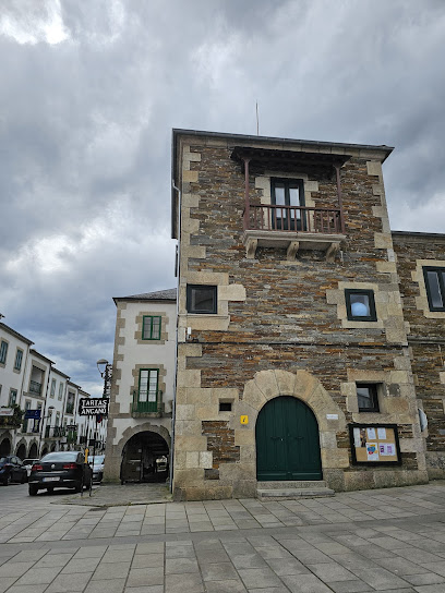 Albergue de Peregrinos de Portomarín - portada