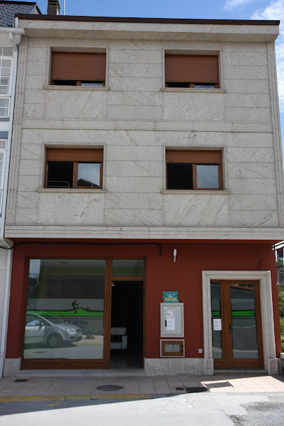 Albergue Outeiro - portada