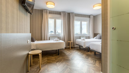 Pensión 9 de Abril - portada