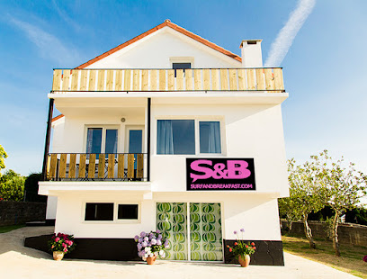 Surf And Breakfast - portada