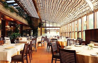 Abetos, Los - portada