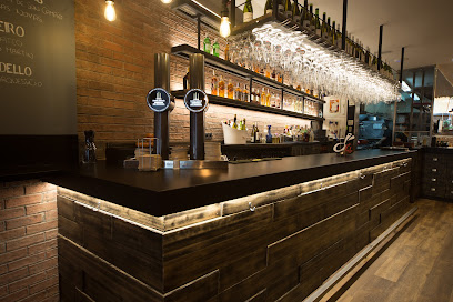 De Al Lado - portada