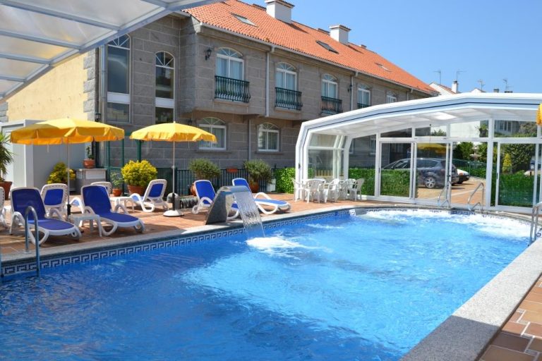 Hotel Playa Compostela, S.l.