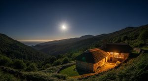 Una noche en una Palloza del Courel: dormir en una construcción ancestral
