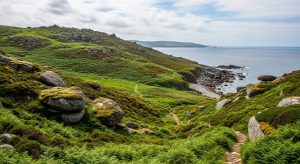 Ruta de las meigas en el entorno del Castro de Baroña: mitología y paisaje