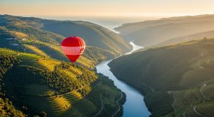 Paseo en globo aerostático sobre la Ribeira Sacra al amanecer