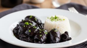 Chocos en su tinta al estilo gallego: la receta definitiva de las Rías