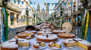 Festa da Tarta de Santiago en Compostela: dulce típico y degustación popular
