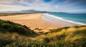 Planifica tu escapada a la Playa de Carnota en otoño: la joya de Arousán