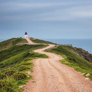 Sendero de la Costa de Dexo-Serantes: acantilados y faros en Oleiros