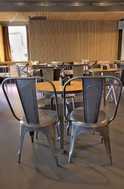 Tamarindo Patio Bar - portada