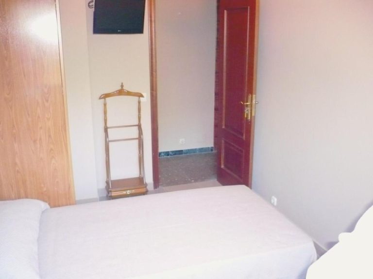 Hostal Bos