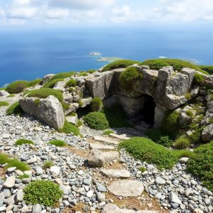 Sendeiro da costa de Muxía: pedras e o santuario da Barca