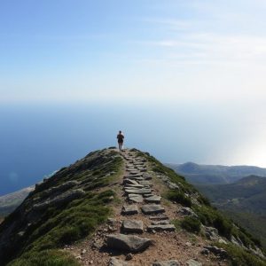 Ascensión ao Monte Faro: miradoiro do Deza