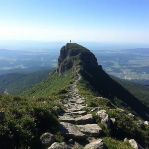 Ascensión ao Pico Sacro: mitoloxía e vistas en Boqueixón